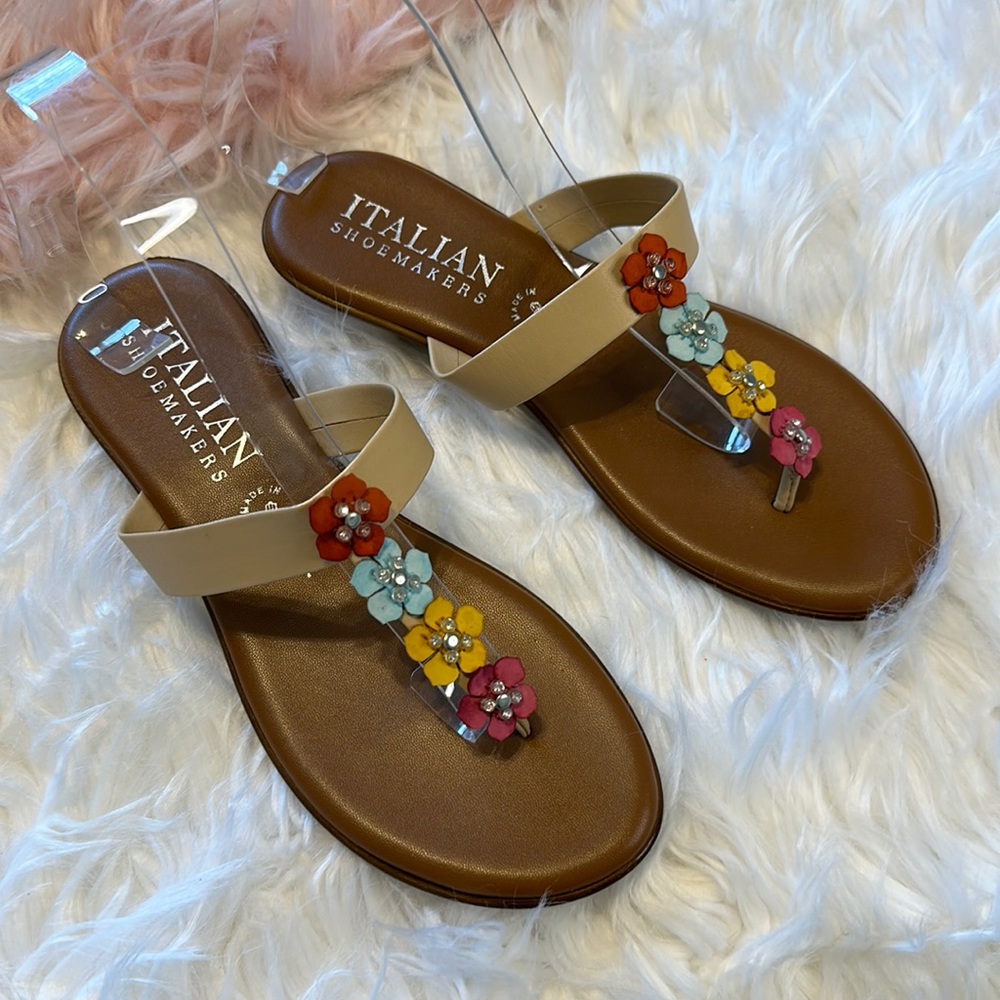 Italian Shoemakers Summer Flower Sandals LIKE NEW